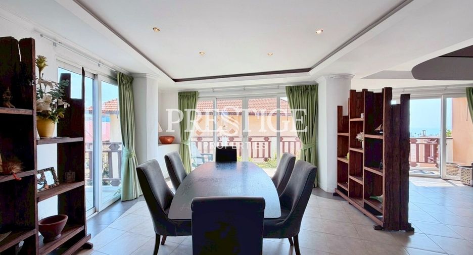 Condo en venta de 3 habitaciones en Bang Lamung, Chonburi