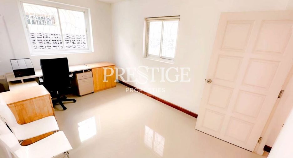 For rent 3 bedrooms house in Bang Lamung, Chonburi