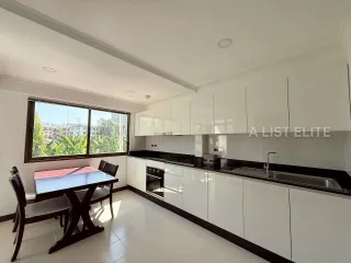 À louer 4 chambres maison à Bang Lamung, Chonburi