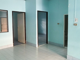 Продажа 2 спальни таунхаус в Мыанг Районг, Районг