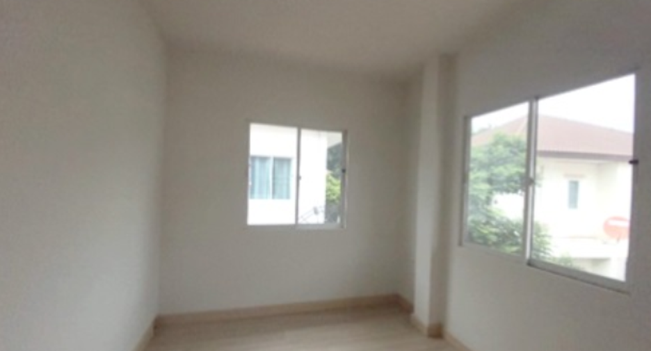 出售 3 卧室 独立屋 在 Pluak Daeng, Rayong