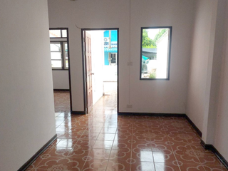 For sale 2 ベッドルーム townhouse in Mueang Rayong, Rayong