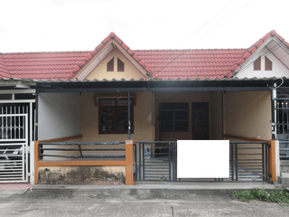 For sale 2 ベッドルーム townhouse in Mueang Rayong, Rayong