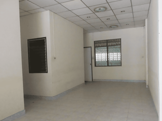 For sale 2 ベッドルーム townhouse in Mueang Rayong, Rayong