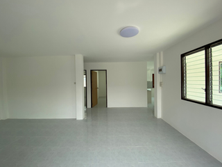 À vendre 2 chambres maison à Mueang Rayong, Rayong