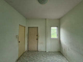 À vendre 2 chambres maison à Klaeng, Rayong