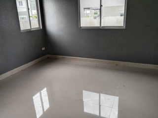 出售 1 卧室 独立屋 在 Pluak Daeng, Rayong