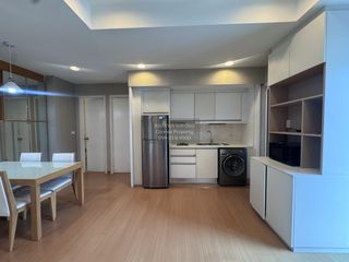 For rent 2 bedrooms condo in Bang Rak, Bangkok