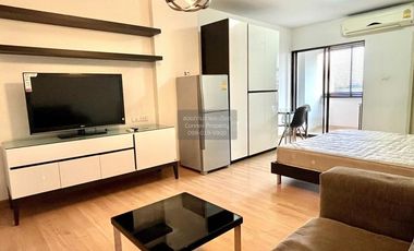 À louer 1 chambre condo à Bang Kapi, Bangkok