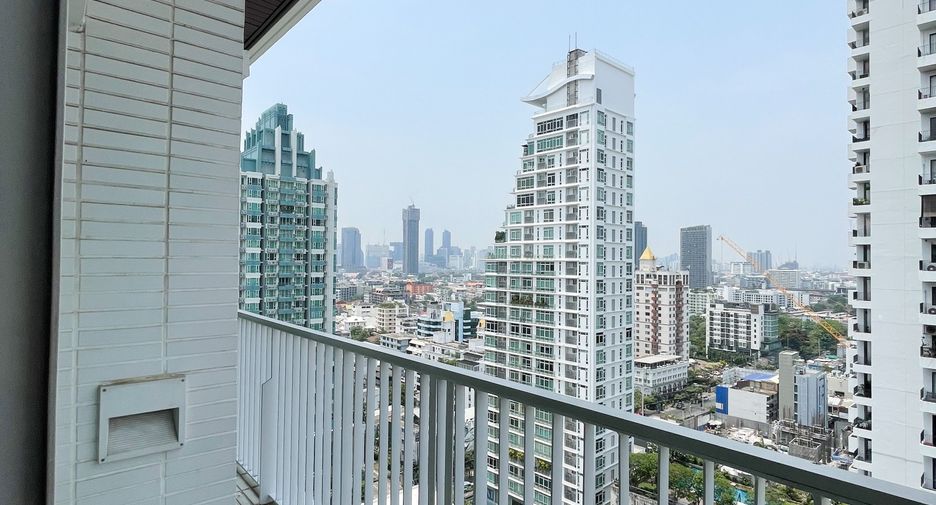 For rent 2 bedrooms condo in Watthana, Bangkok