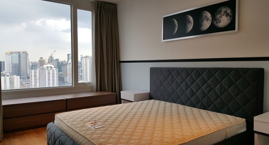 For rent 2 bedrooms condo in Ratchathewi, Bangkok