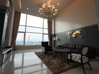 For rent 4 bedrooms condo in Watthana, Bangkok