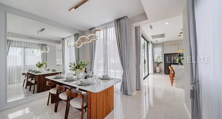 Haus zur Miete mit 5 Zimmer in Bang Lamung, Chonburi
