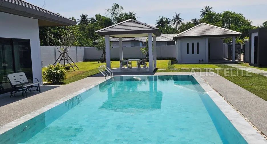 Haus zur Miete mit 4 Zimmer in Bang Lamung, Chonburi