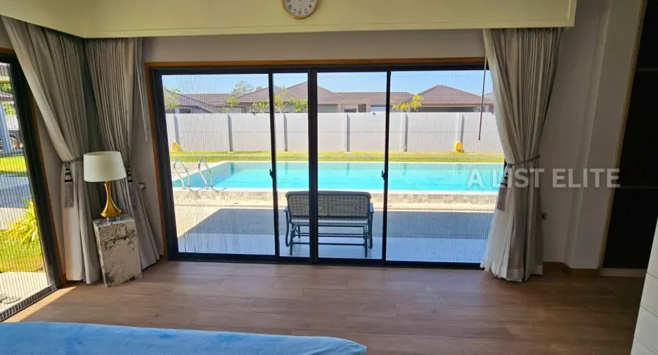 Haus zur Miete mit 4 Zimmer in Bang Lamung, Chonburi