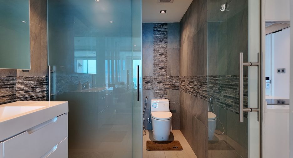 For sale 1 bed condo in Pratumnak, Pattaya