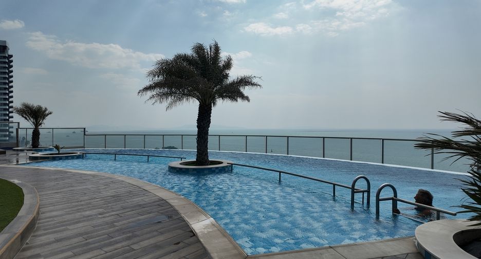 For sale 1 bed condo in Pratumnak, Pattaya