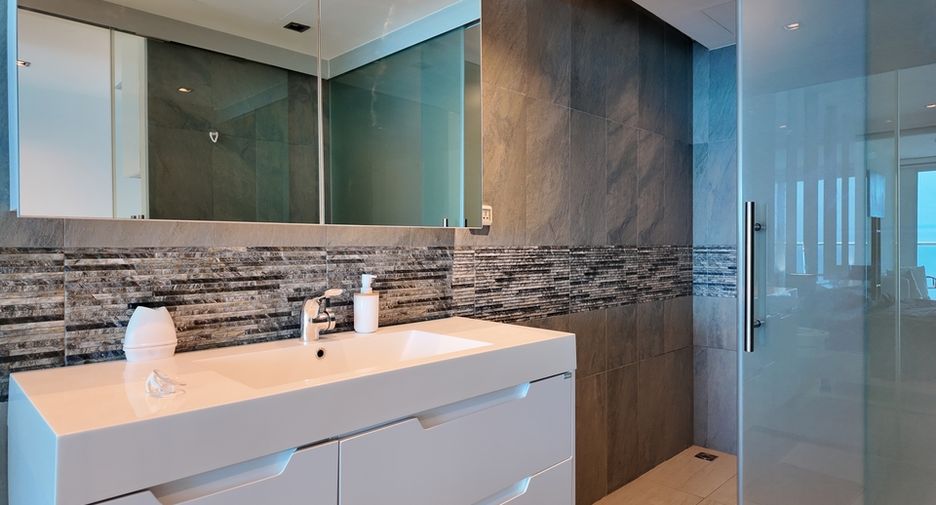 For sale 1 bed condo in Pratumnak, Pattaya