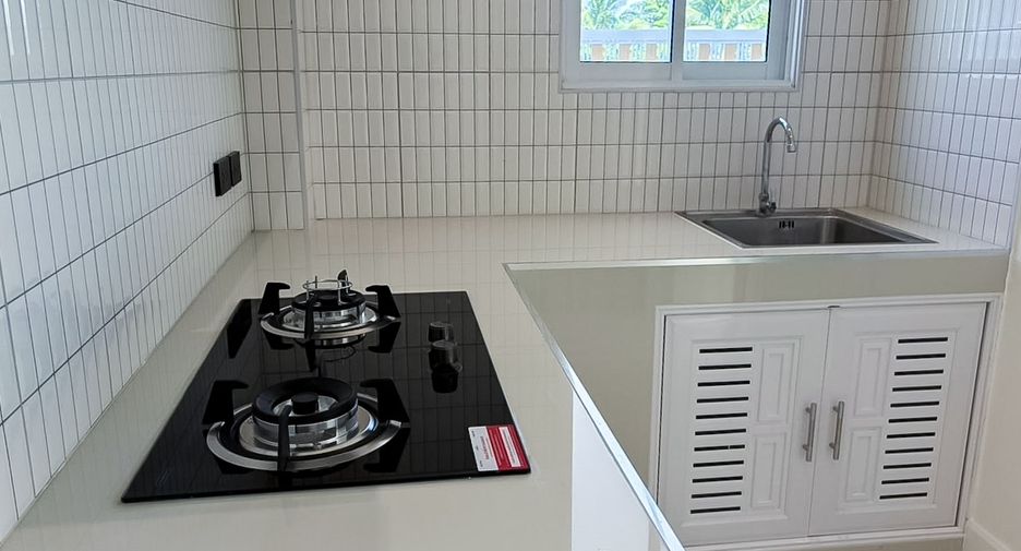For sale 4 bedrooms house in Bang Lamung, Chonburi