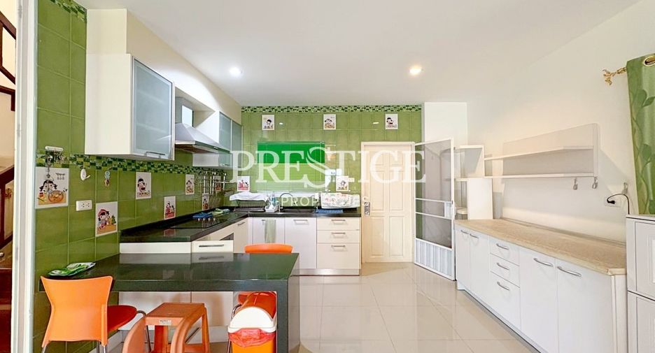 Casa en venta de 5 habitaciones en East Pattaya, Pattaya