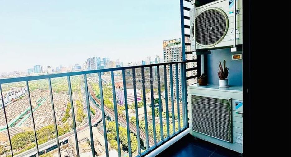 For rent 2 bedrooms condo in Phaya Thai, Bangkok