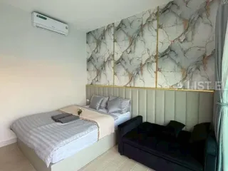 À louer 7 chambres maison à Bang Lamung, Chonburi
