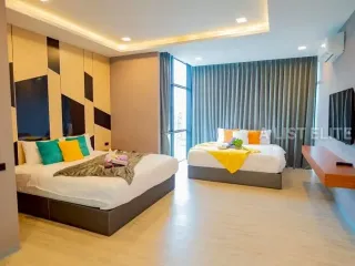 À louer 4 chambres maison à Bang Lamung, Chonburi
