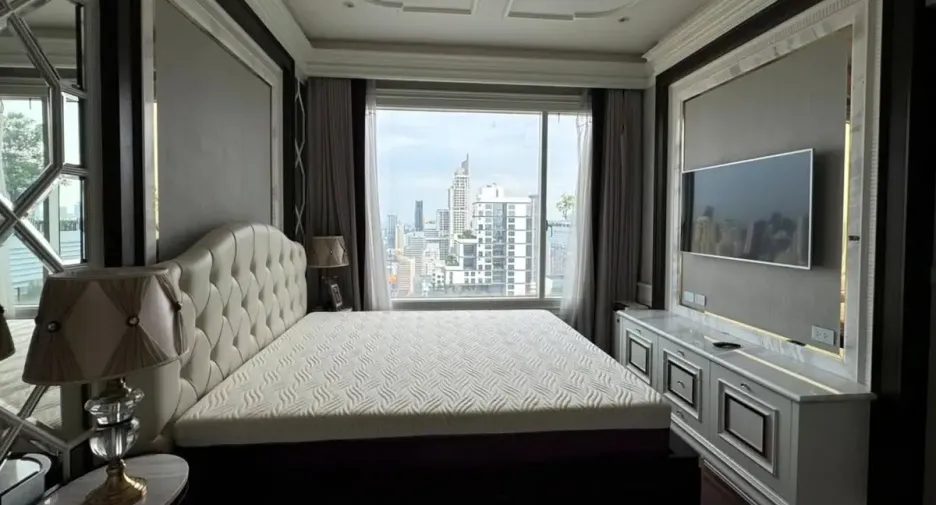 À louer et à vendre 5 chambres condo à Watthana, Bangkok