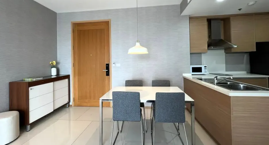 Condo en alquiler y en venta de 1 habitaciones en Khlong Toei, Bangkok