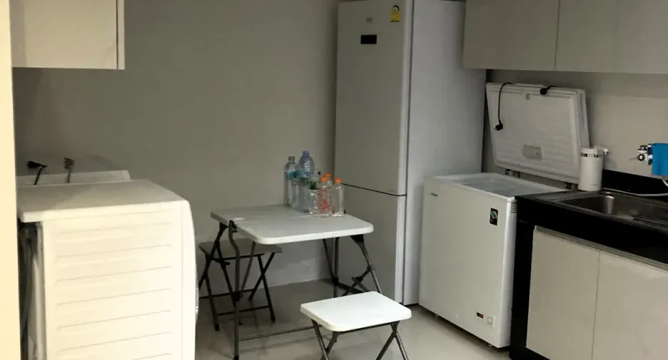 For rent and for sale 2 bedrooms house in Watthana, Bangkok