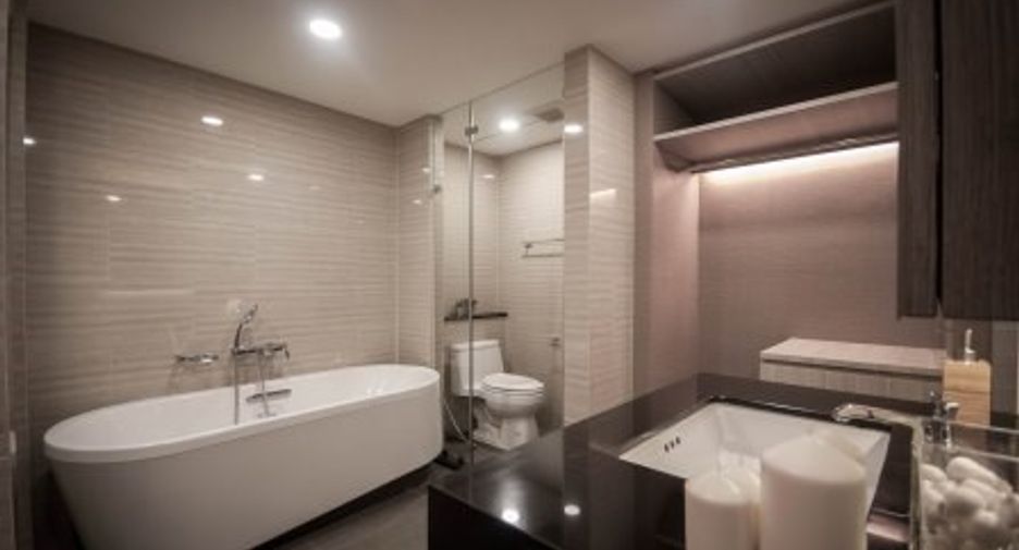 For rent 1 bed condo in Pathum Wan, Bangkok