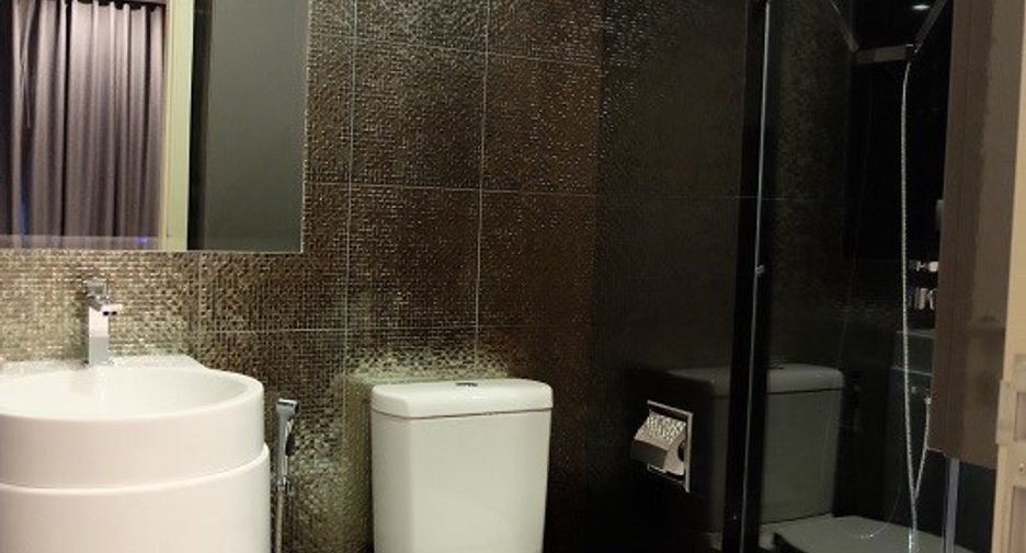 Аренда 1 кровать кондо в Кхлонг Тоеи, Бангкок