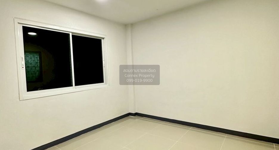 Reihenhaus zum Kauf mit 4 Zimmer in Bang Bua Thong, Nonthaburi