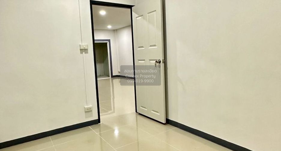 Reihenhaus zum Kauf mit 4 Zimmer in Bang Bua Thong, Nonthaburi