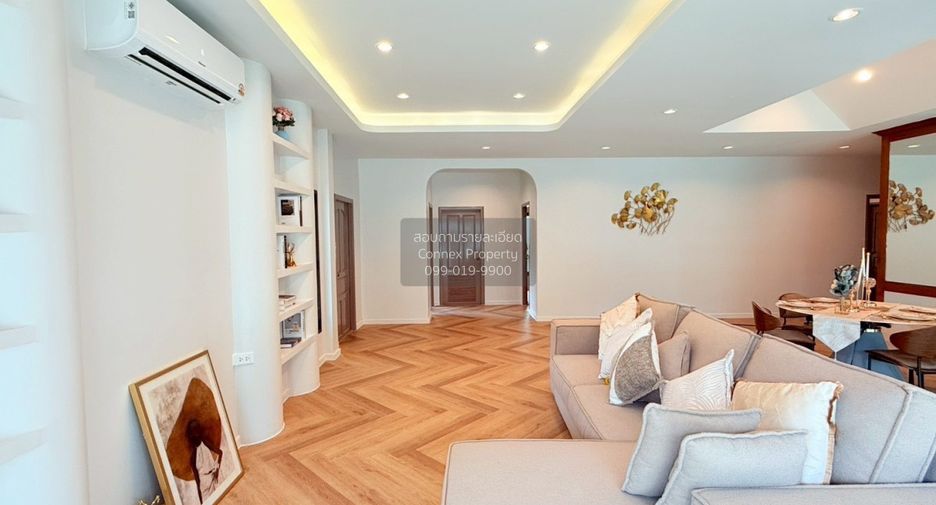 For sale 4 ベッドルーム house in Bang Lamung, Chonburi