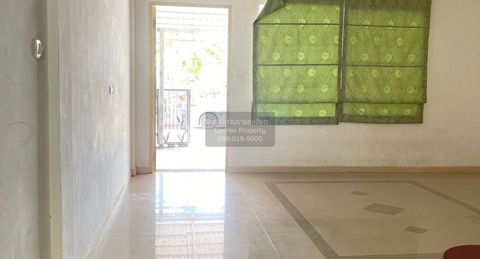 For sale 4 bedrooms townhouse in Bang Phli, Samut Prakan