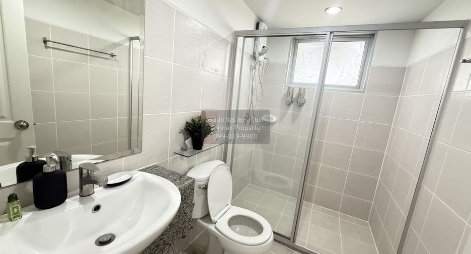 For sale 2 bedrooms condo in Chatuchak, Bangkok