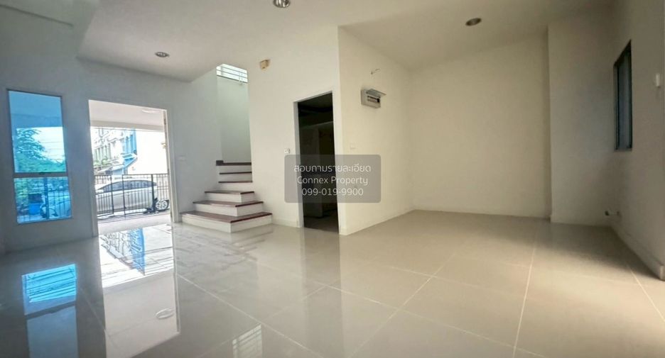 À vendre 3 chambres maison de ville à Mueang Samut Prakan, Samut Prakan