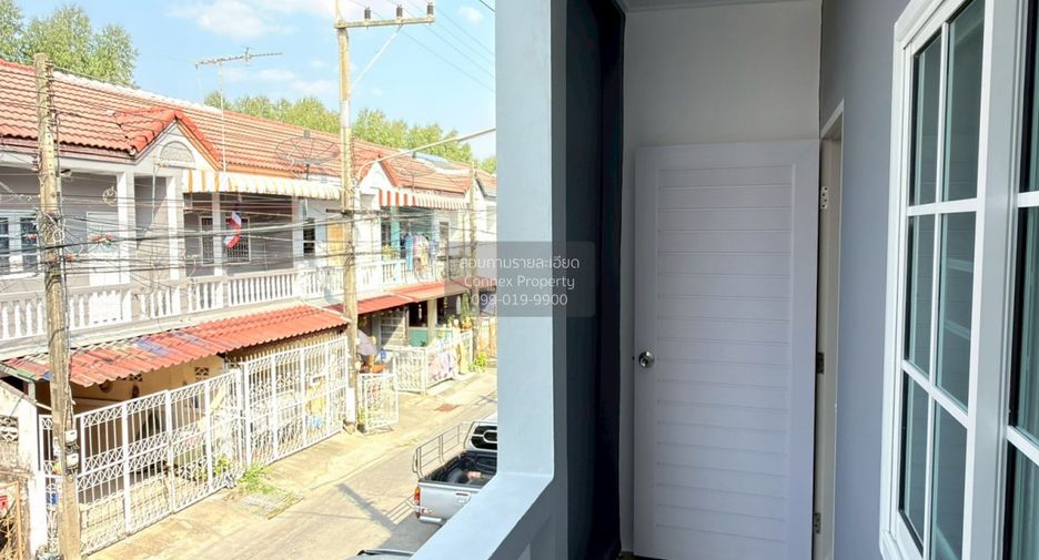 Casa adosada en venta de 2 habitaciones en Mueang Nonthaburi, Nonthaburi