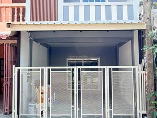 Продажа 2 спальни таунхаус в Mueang Nonthaburi, Нонтабури