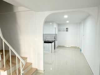 Продажа 2 спальни таунхаус в Mueang Nonthaburi, Нонтабури
