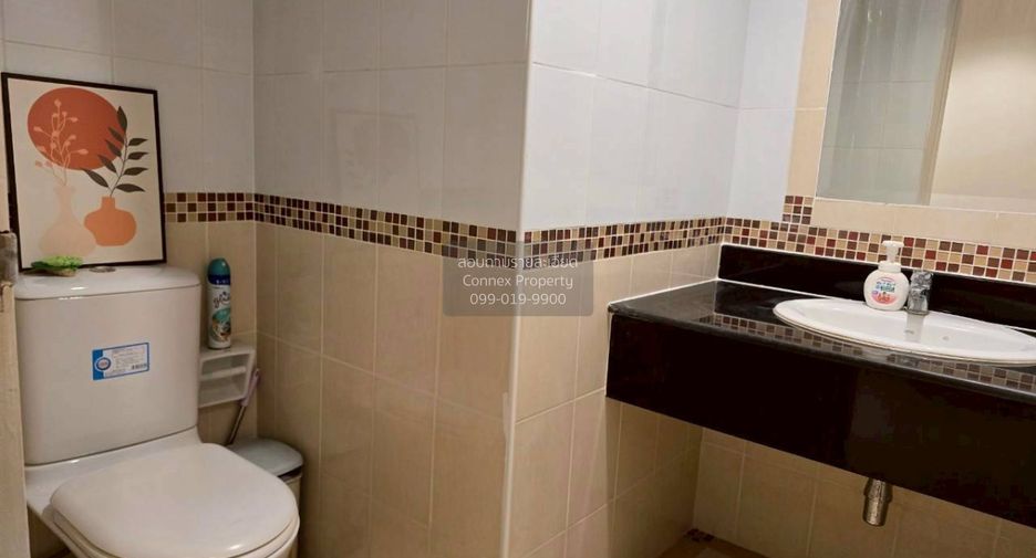 For sale 3 ベッドルーム townhouse in Chom Thong, Bangkok