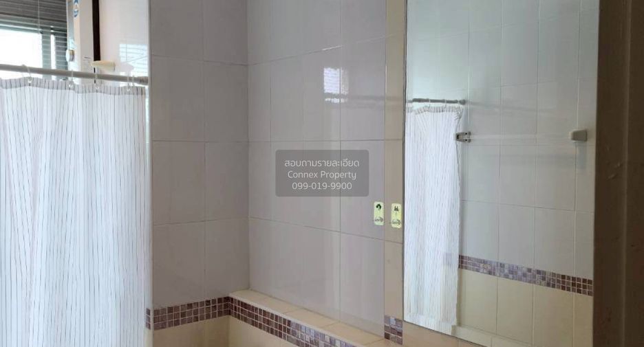 For sale 3 ベッドルーム townhouse in Chom Thong, Bangkok
