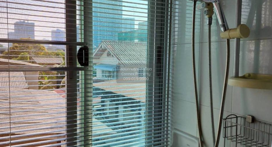 For sale 3 ベッドルーム townhouse in Chom Thong, Bangkok