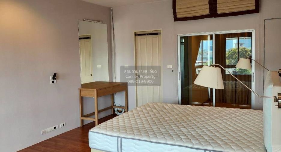 For sale 3 ベッドルーム townhouse in Chom Thong, Bangkok