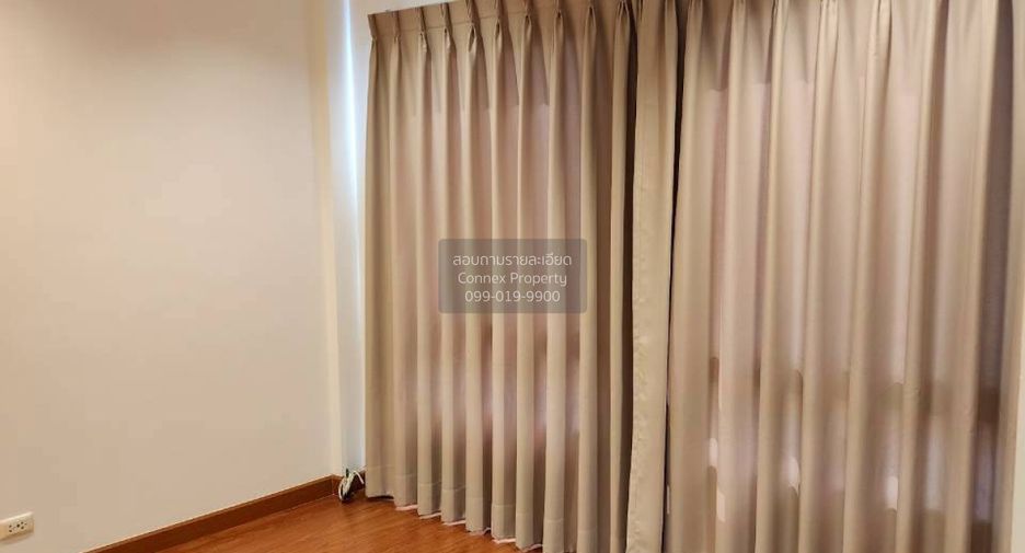 For sale 3 ベッドルーム townhouse in Chom Thong, Bangkok