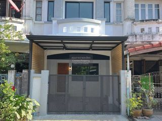 出售 3 卧室 联排别墅 在 Bang Bua Thong, Nonthaburi