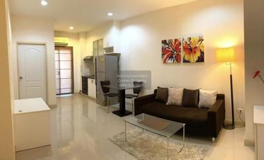 À vendre 1 chambre condo à Huai Khwang, Bangkok