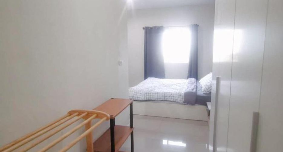À vendre 1 chambre condo à Huai Khwang, Bangkok