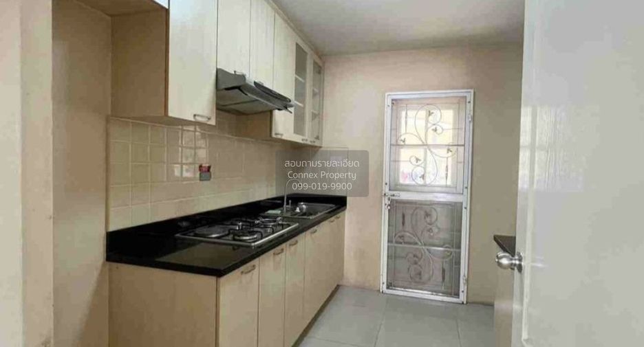 For sale 3 bedrooms house in Prawet, Bangkok